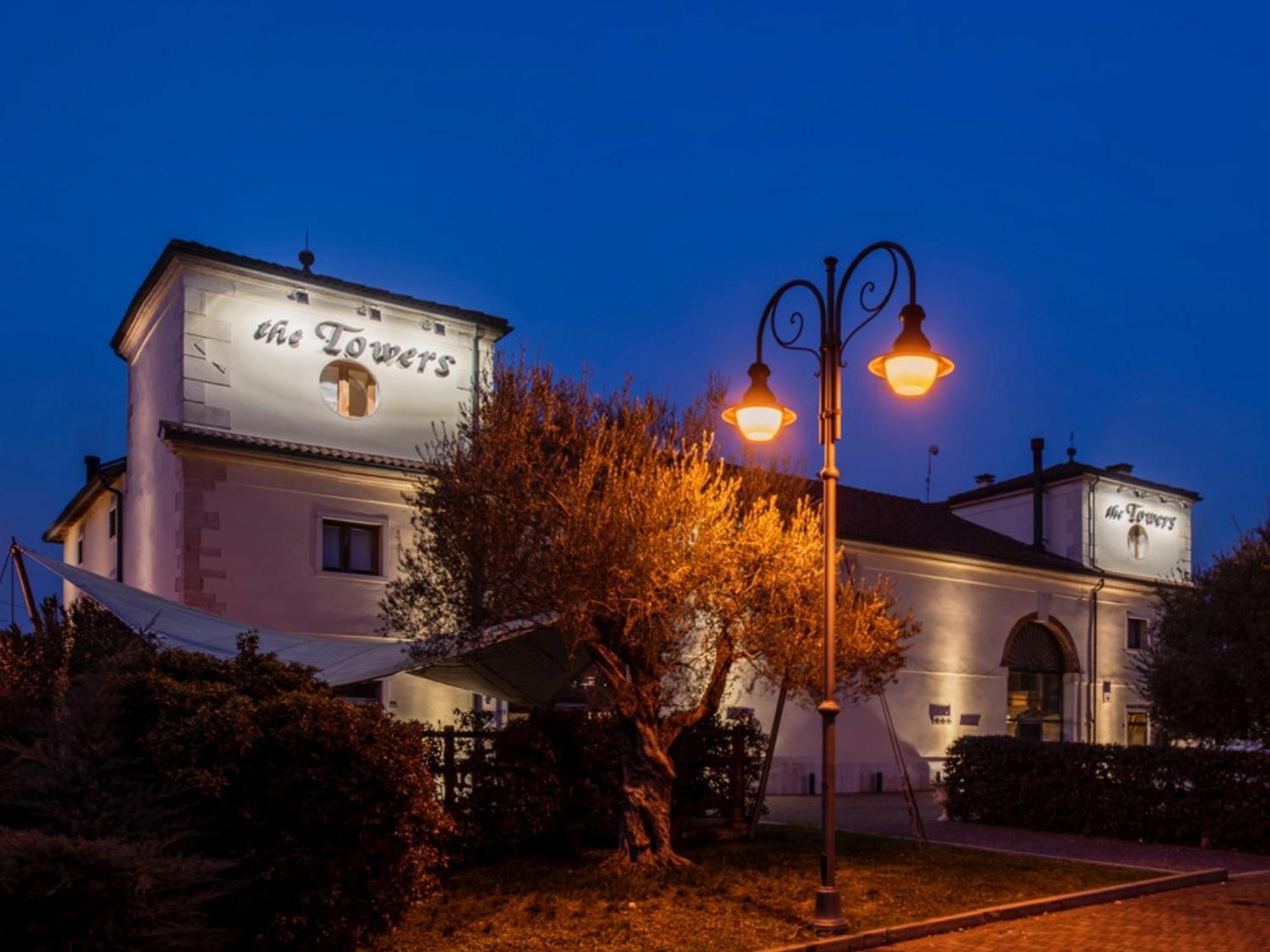 Alloggi The Towers Montebello Vicentino Екстериор снимка